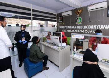Presiden Jokowi Tinjau Pasar Pelayanan Publik di Banyuwangi