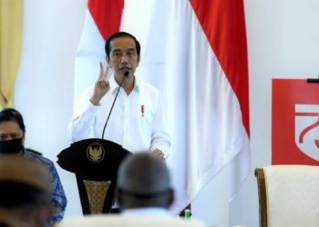 Presiden Ajak Para Gubernur Kerja Keras Tangani Pandemi Covid-19
