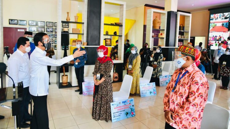 Presiden Berikan Banpres Produktif bagi 220 Pelaku Usaha di Aceh