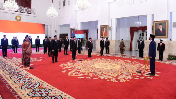 Presiden Jokowi Lantik 20 Duta Besar RI untuk Negara Sahabat