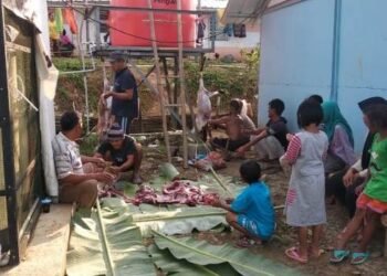 2 Tahun Pasca Tsunami Banten, Warga Huntara Kembali Rasakan Daging Kurban