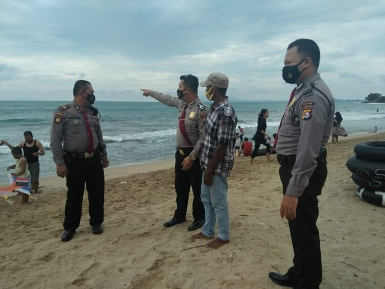 Pastikan Penerapan Prokes Berjalan Baik, Ditpamobvit Polda Banten Patroli ke Tempat Wisata
