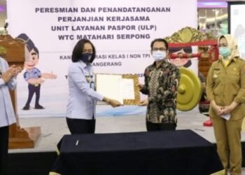 Warga Tangsel Kini Bisa Buat Paspor di Mal WTC Matahari Serpong