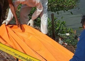 BPBD dan PMI Evakuasi Jenazah di Situ Cipondoh Tangerang