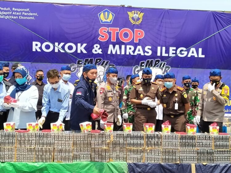 Hadiri Pemusnahan Barang Ilegal, Ini Pesan Kapolda Banten