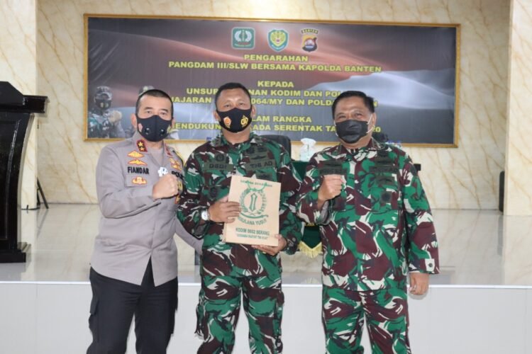 Kapolda Banten Bersama Pangdam III/Siliwangi Beri Arahan Kewaspadaan Bencana dan Pengamanan Pilkada 