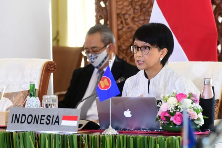 Menlu: Presiden Konsisten Sampaikan Sejumlah Pesan Sepanjang KTT ke-37 ASEAN