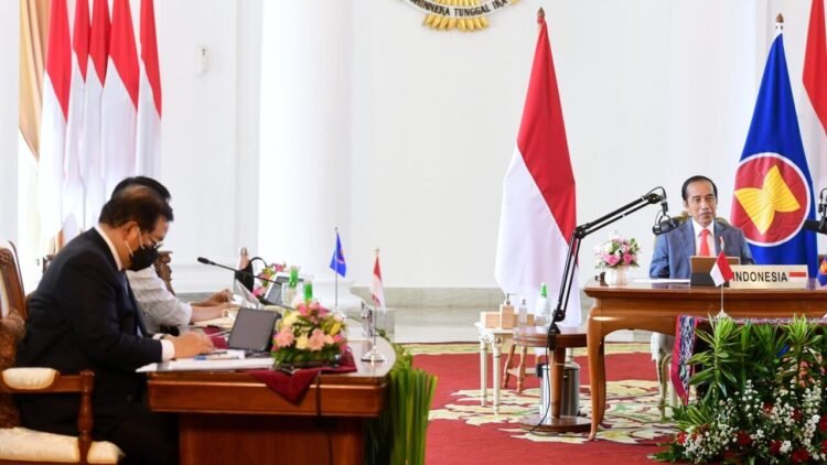 Presiden Hadiri Sejumlah KTT ASEAN dengan Negara Mitra