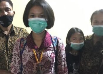 Raih Peringkat 1, Ini Kisah Putri Penambal Ban yang Lulus Jadi Siswa Polri