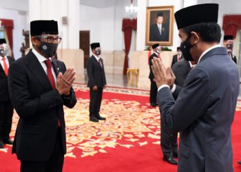 Presiden Jokowi Minta Sandiaga Uno Gerak Cepat Benahi Destinasi Wisata Super Prioritas