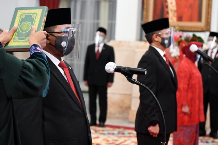 Usai Dilantik, Menag Yaqut Cholil Langsung Sertijab dengan Fachrul Razi