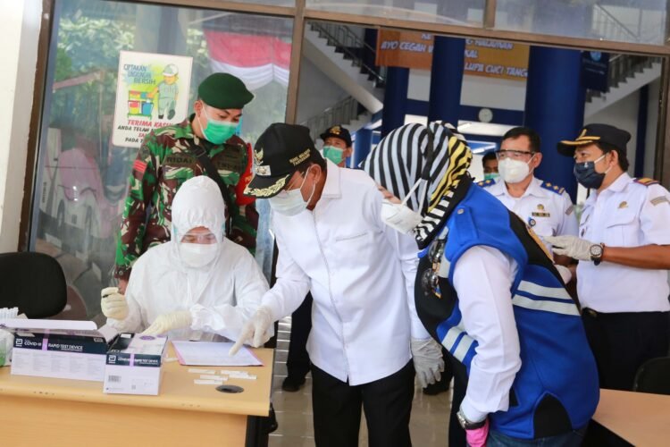 500 Alat Rapid Test Antigen Disiapkan untuk Penumpang dan Pengemudi Di Terminal Poris Plawad