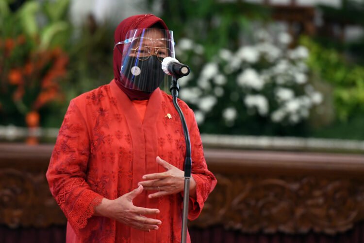 Dilantik jadi Mensos, Risma Akui Dihubungi Mensesneg Saat Sedang Webinar