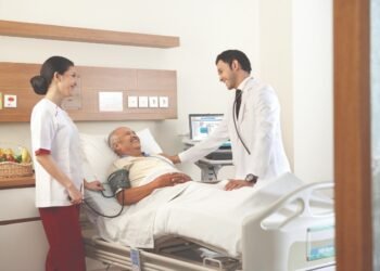 Pasien Rawat Inap di Eka Hospital Dimanjakan Tayangan Berkualitas dari Mola TV