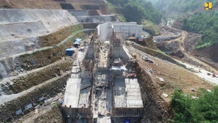 Pengendalian Banjir Ibu Kota, Bendungan Ciawi dan Sukamahi Rampung 2021