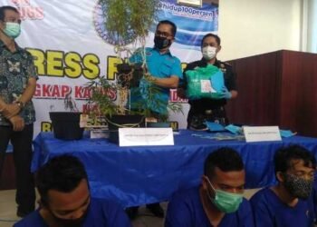 Komunitas Lingkar Ganja Nusantara Ditangkap, Sabu 1 Kg di Dalam Sepatu
