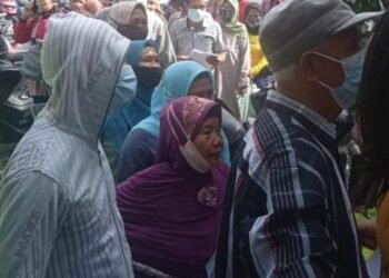 Antrean Pembagian BTS, Ini Kata Camat Tangerang