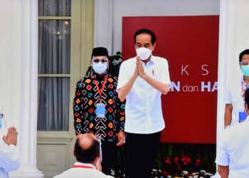 Inilah Daftar Penerima Vaksin COVID-19 Perdana Bersama Presiden Jokowi