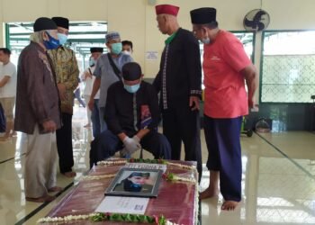 Jenazah Almarhumah Pramugari NAM Air Dijemput Keluarga di RS Polri Kramat Jati