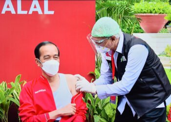 Kesan Presiden Setelah Disuntik Vaksin COVID-19 Dosis Kedua
