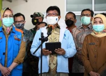 Menkominfo Kunjungi Uji Coba Satu Data Vaksinasi di Tangsel
