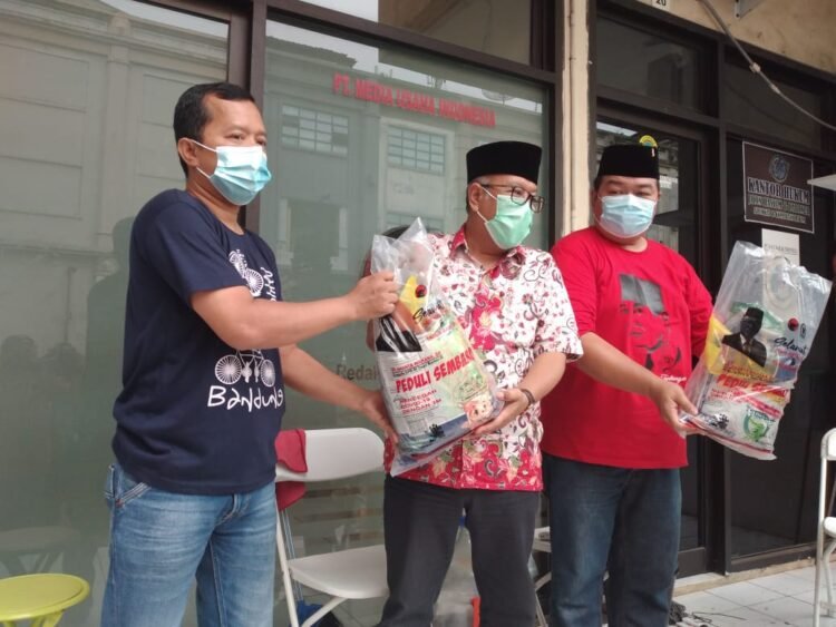 Peduli Wartawan Di Masa Pandemi Covid-19, JMSI Banten Bagikan Sembako