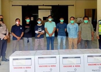 Polisi Kawal Distribusi Vaksin Sinovac ke 8 Kota/Kabupaten di Banten