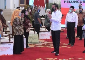 Presiden Jokowi Luncurkan Bantuan Tunai Tahun 2021 se-Indonesia