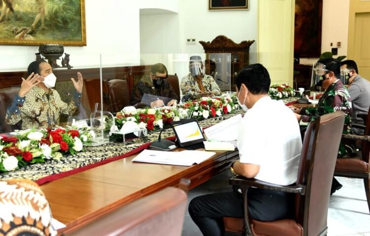 Presiden Jokowi Minta Implementasi Konkret dari PPKM