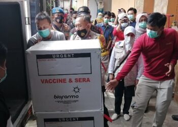 Ribuan Dosis Vaksin Sinovac Tiba di Kota Tangerang, Senin Didistribusikan