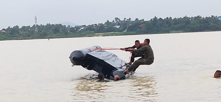 Siaga Bencana Alam, Personel Brimob Polda Banten Gelar Latihan SAR