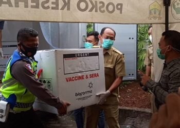 Vaksin Tiba di Kota Serang dan Tangsel