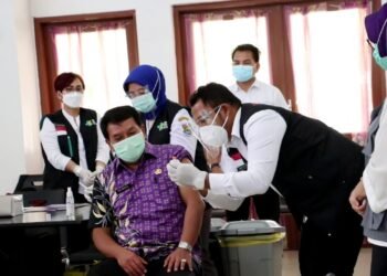 Akhir Februari Giliran ASN, TNI dan Polri Jalani Vaksinasi Covid-19i