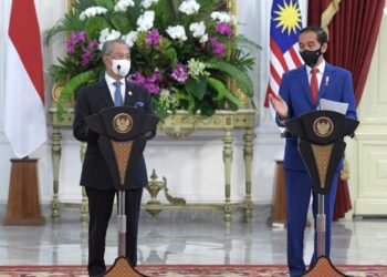 Bertemu PM Malaysia, Presiden Bahas Isu Perlindungan WNI hingga Diskriminasi Sawit