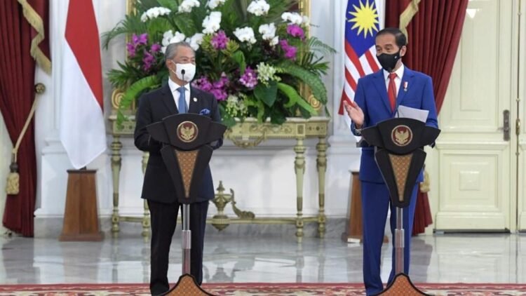 Bertemu PM Malaysia, Presiden Bahas Isu Perlindungan WNI hingga Diskriminasi Sawit