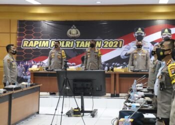 Melalui Video Conference, Kapolda Banten Hadiri Rapim Polri Tahun 2021