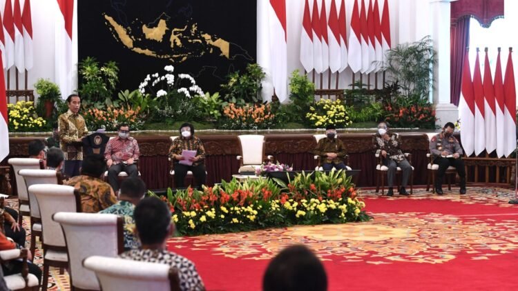 Presiden Ingatkan Jajaran Tetap Waspada pada Ancaman Karhutla