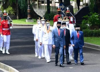 Presiden Jokowi Lantik Tiga Pasang Gubernur dan Wakil Gubernur Terpilih Masa Jabatan 2021-2024