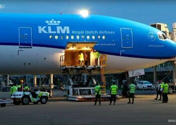 1,1 Juta Dosis Vaksin AstraZeneca Tiba Di Tanah Air