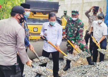 Buka Empat Jalan Penghubung