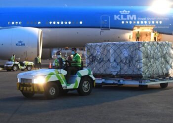 BPOM Terbitkan Emergency Use Authorization untuk Vaksin AstraZeneca