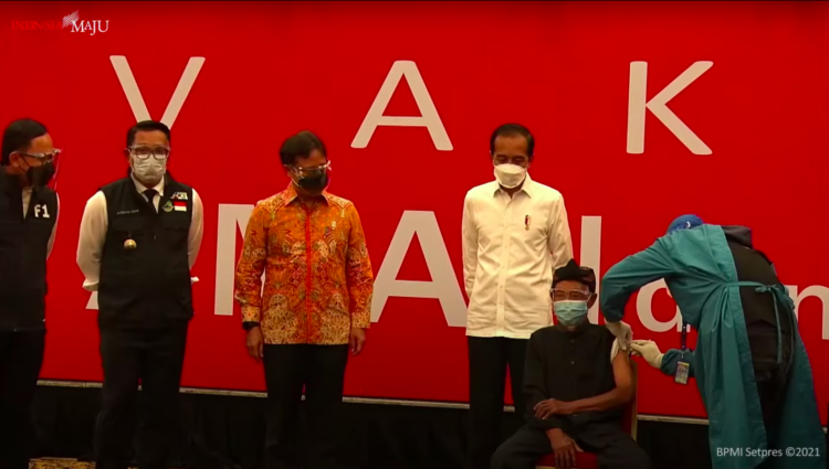 Hari Ini, Presiden Jokowi Tinjau Vaksinasi Massal COVID-19 di Kota Bogor