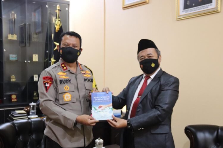 Jalin Sinergitas, Wakil Rektor III UIN Banten Kunjungi Polda Banten