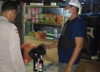 Polisi Berantas Miras di Jalur Wisata Anyer Cilegon