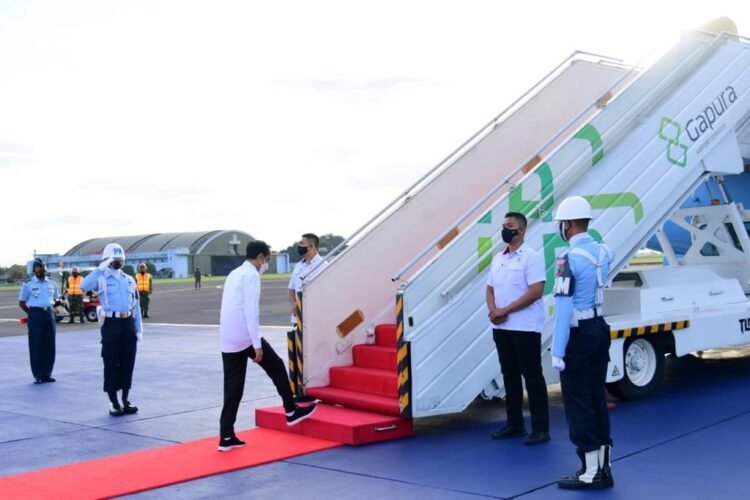 Presiden Akan Resmikan Terminal Bandara Kuabang dan Tinjau Vaksinasi Massal di Halmahera Utara