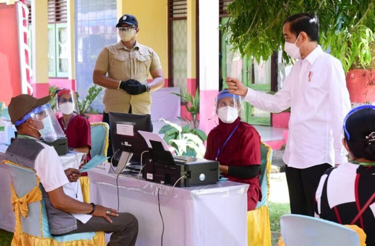 Presiden Jokowi Pastikan Distribusi Vaksin COVID-19 Merata di Seluruh Indonesia