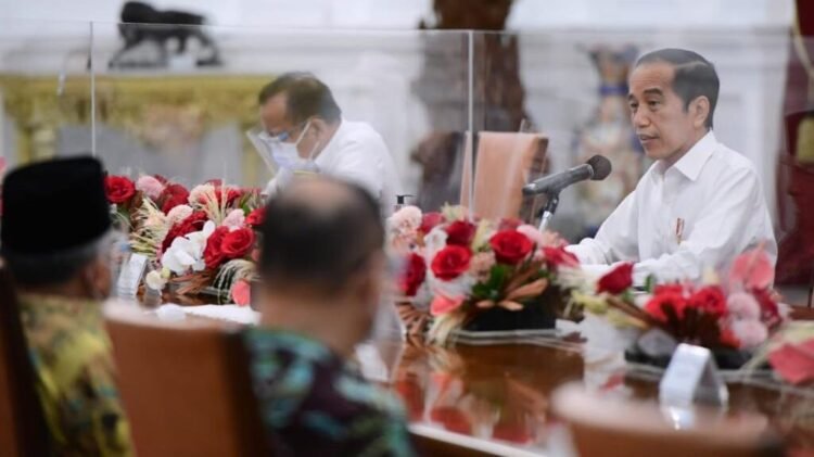 Presiden Jokowi Terima Rombongan Amien Rais Bahas Laporan Komnas HAM
