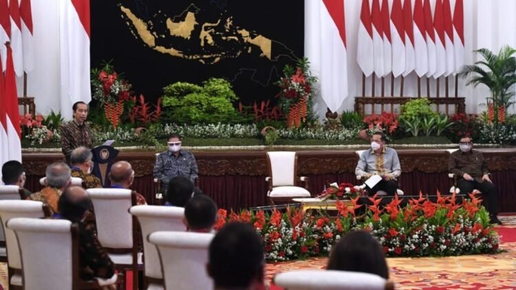 Presiden Minta Semua Pihak Bekerja Keras Percepat Pemulihan Ekonomi