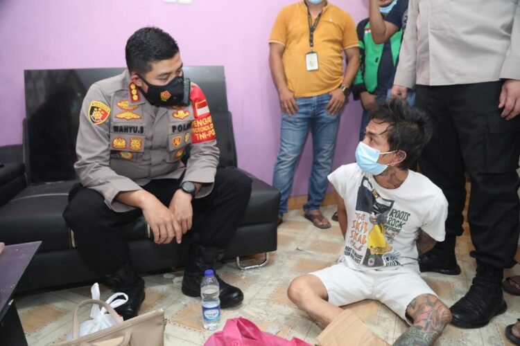 Rumah Kontrakan di Tangerang Produksi Ekstasi, Ribuan Butir Disita