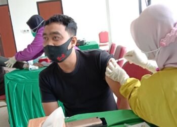 Seluruh Pegawai Kejari Tangsel Divaksin Covid-19 Tahap I